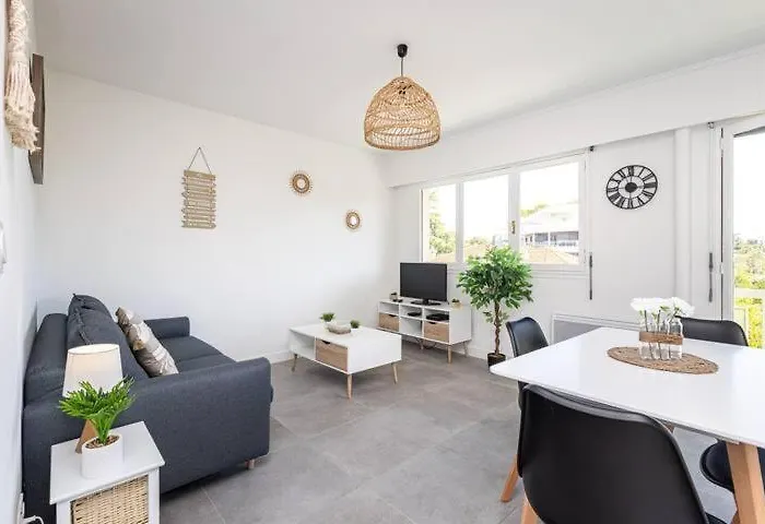 Cap Antibes Apartment *